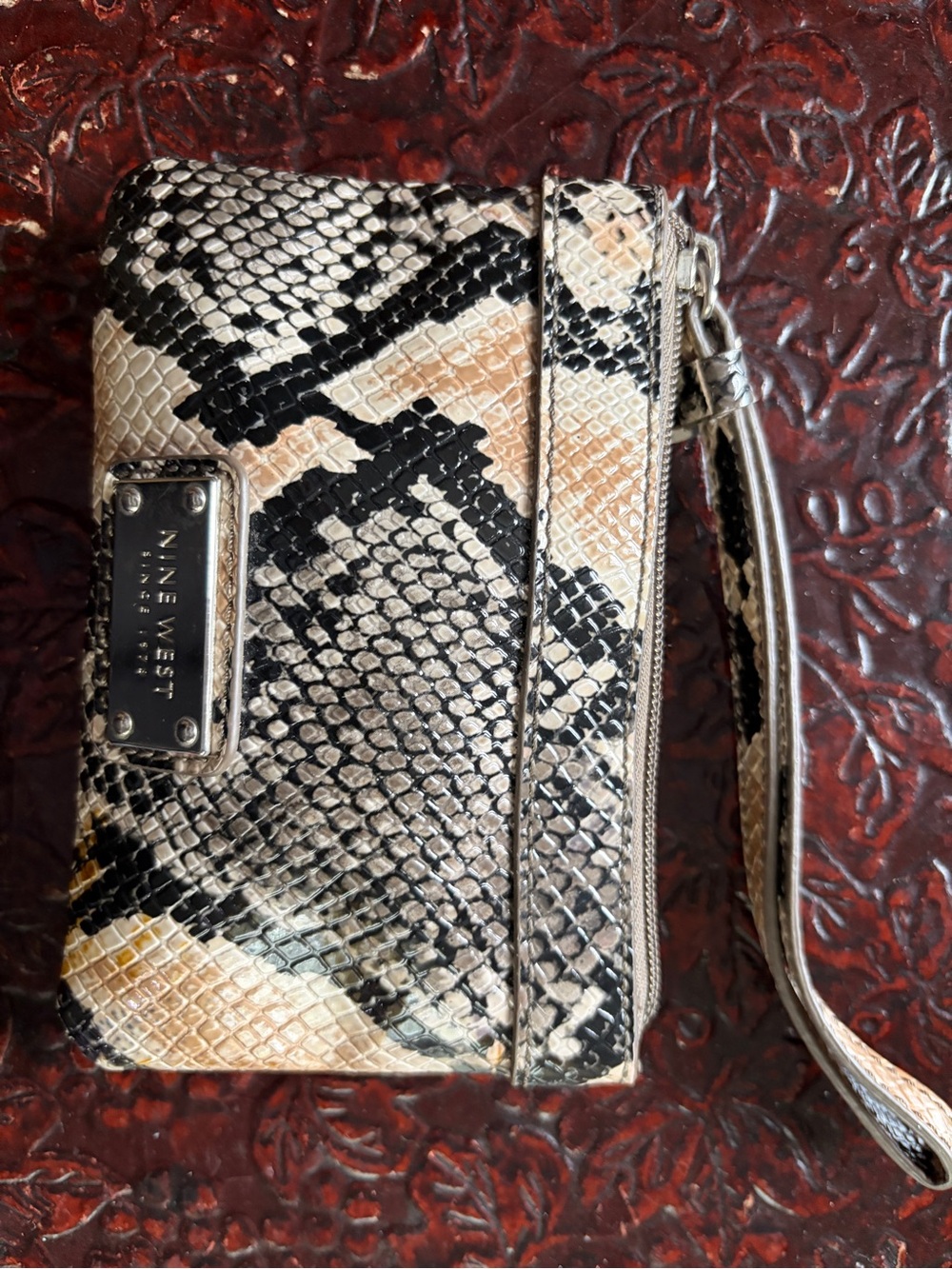 Nine West Black Beige Snake-Print Wristlet